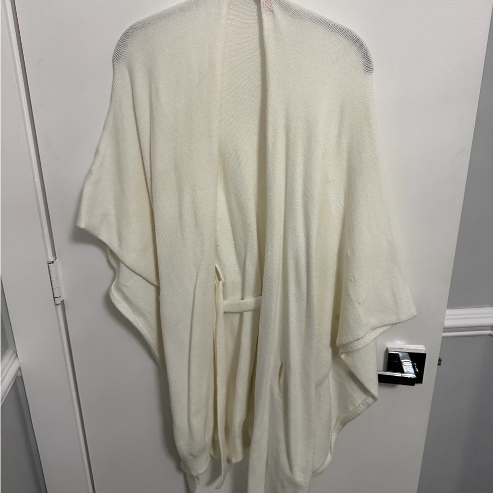 Pink Lily Cream Women's Poncho